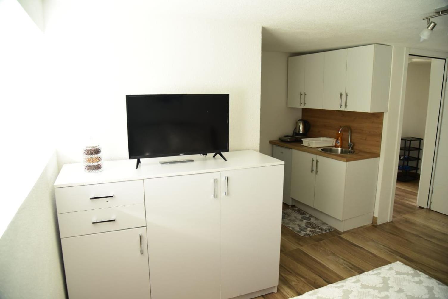 Lmm Apartmani Plav Luaran gambar